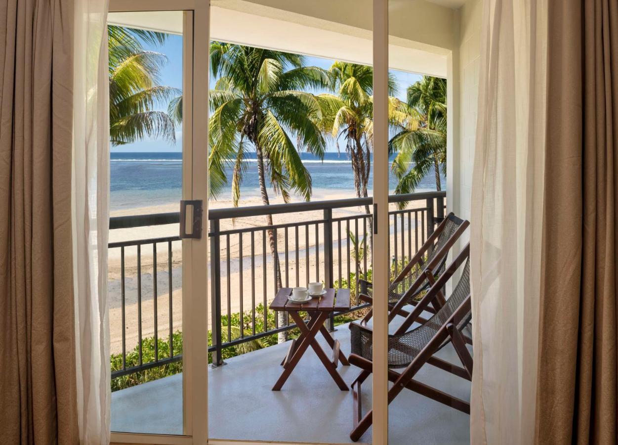 아우트리거 피지 비치 리조트 코로토고 외부 사진 A view of the beach from a room at the resort