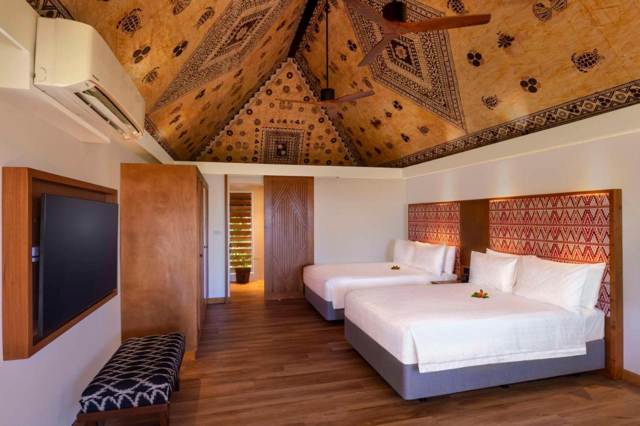 아우트리거 피지 비치 리조트 코로토고 외부 사진 A bedroom at the Sheraton Resort Fiji